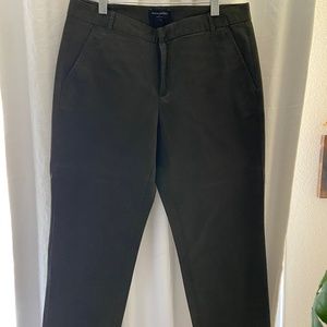 Banana Republic chino pants size 8